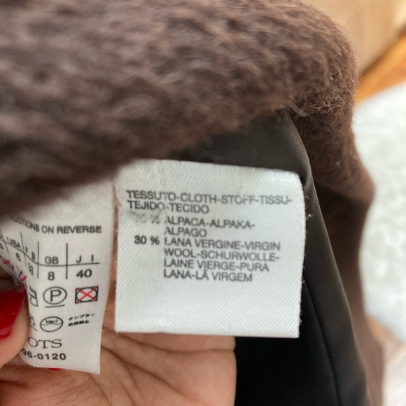 **SOLD** MaxMara 100% Wool coat - Picture 7 of 7